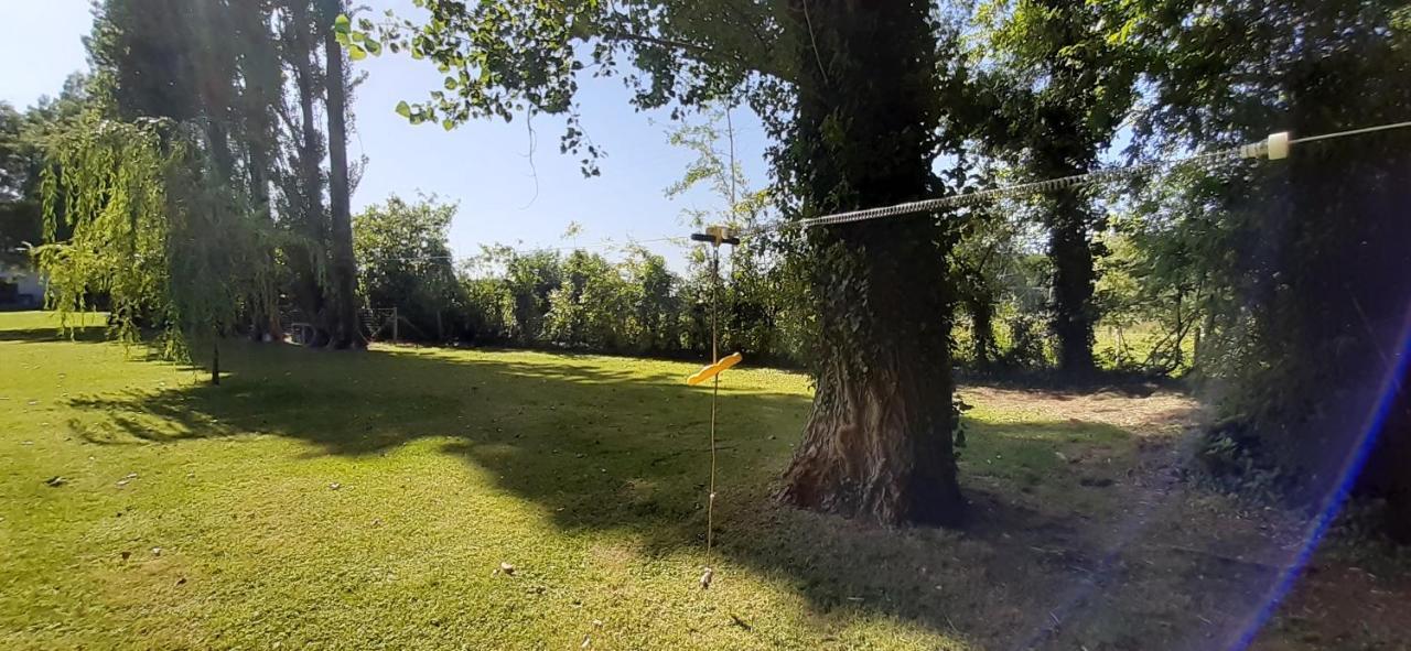 Gite Agreable Et Tout Equipe La Rochelle Dompierre-sur-Mer Exterior photo